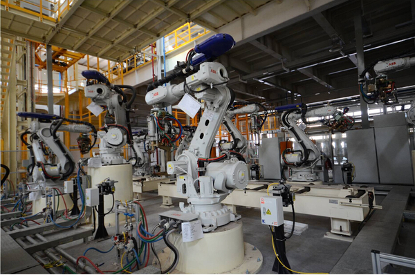 探寻比速汽车的精工制造之路_爱卡汽车