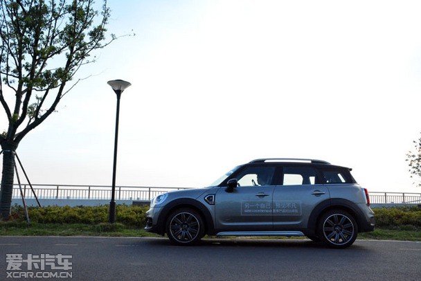MINI COUNTRYMAN MINI COUNTRYMAN