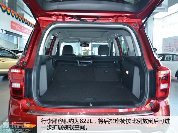 空间及动力小结:作为一款中型suv,传祺gs7的乘坐空间还是