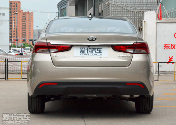 凯绅kxcross到店调查天津奥嘉起亚有展车