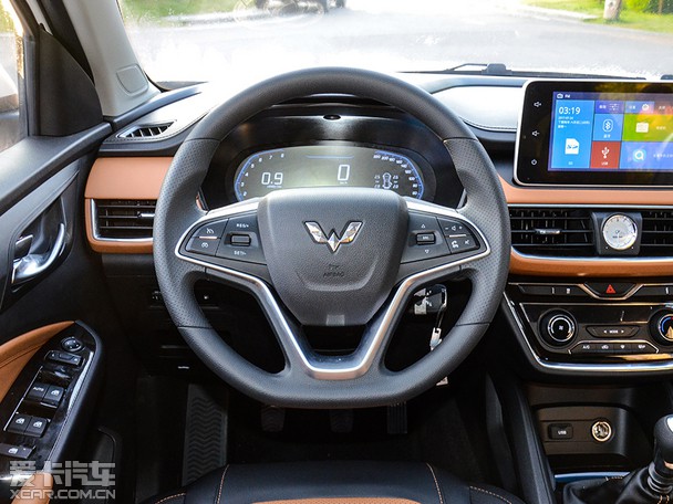 五菱宏光s3成都上市售价568818万元