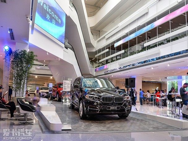 bmw全新概念4s店成都宝源行盛大开业