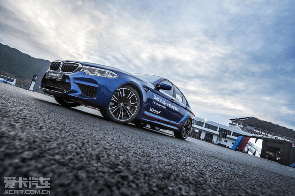 2018 BMW Mݿ