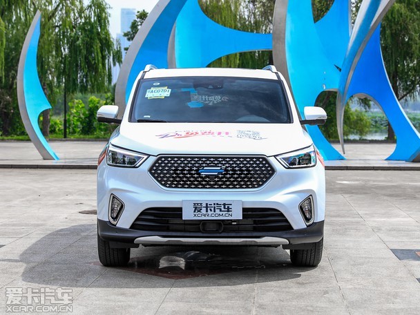 设计时尚的7座suv 实拍长安欧尚cos1