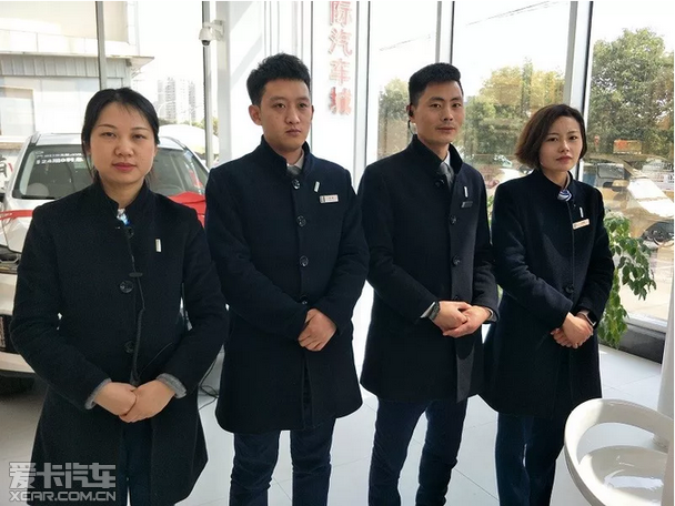 绵阳嘉顺的礼仪接待笑容让人感觉到春天已经到来,暖心