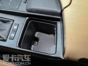 ʵ׿˹ES 300h 