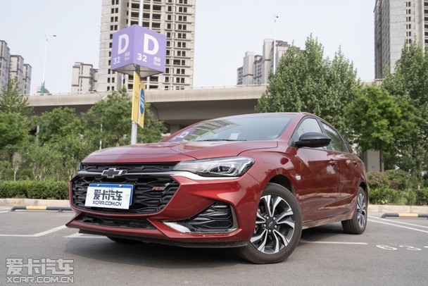 新一代街头神车试雪佛兰科鲁泽rs330t