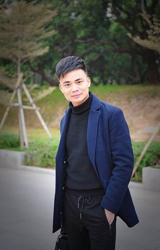 认真的做事业,率性的过日子,他就是知名吉他品牌萨伽(saga)的创始人