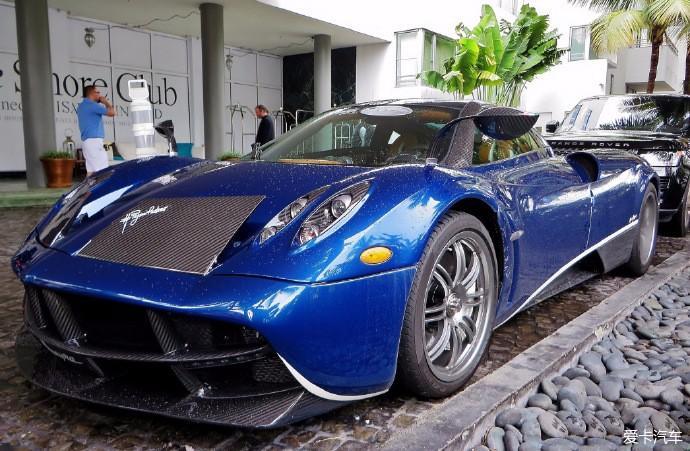 大家来侃车蓝色帕加尼huayra