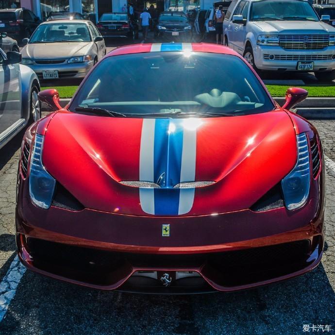 大家来侃车法拉利458speciale各种拉花各种帅