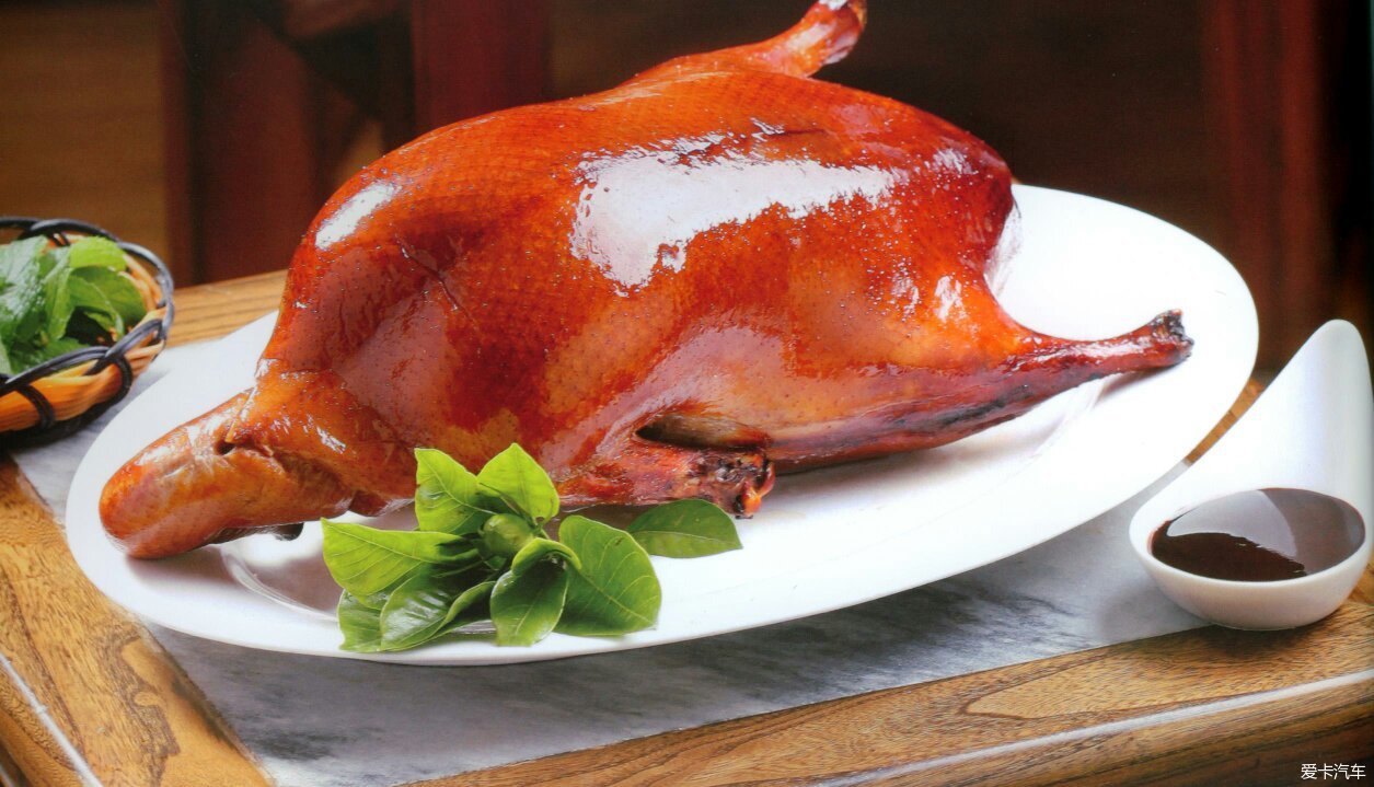 无辣不欢啊.想吃水煮鱼,麻辣香锅也行,火锅也行,烤鸭也行[龇牙][龇牙