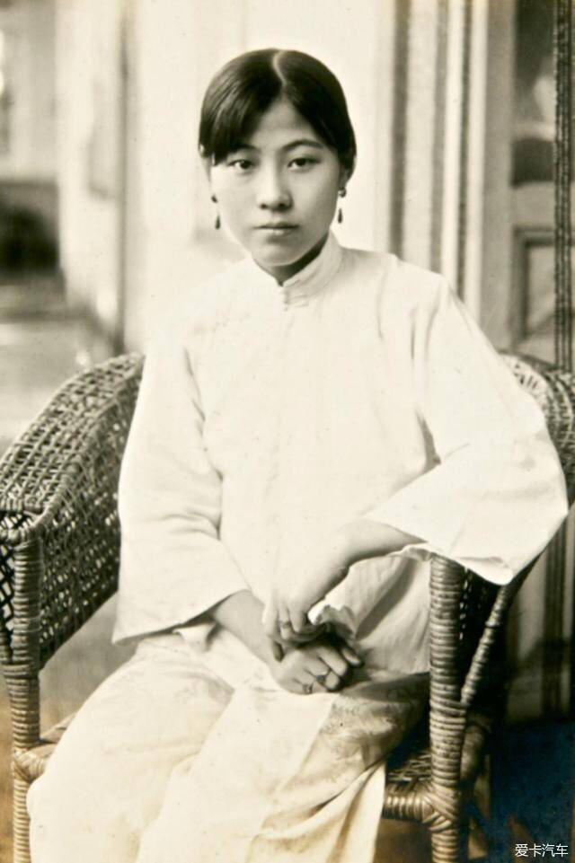 大开眼界#二十年代老相册,不同阶层的民国女子们