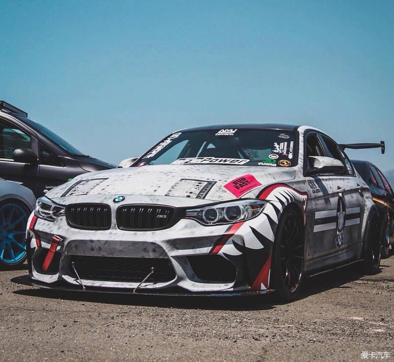 陆地鲨极度利器宝马m3爆裂感车身涂装