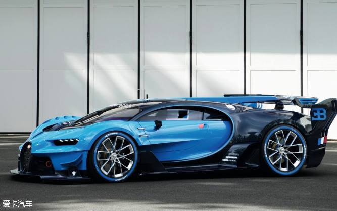 品牌历史生来只为地表最强的速度机器布加迪