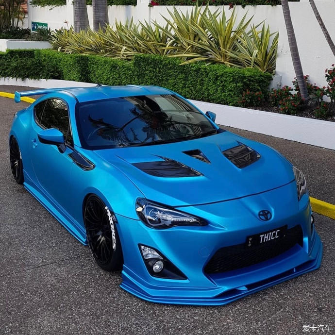蓝色改装丰田86真想自己拥有有一辆