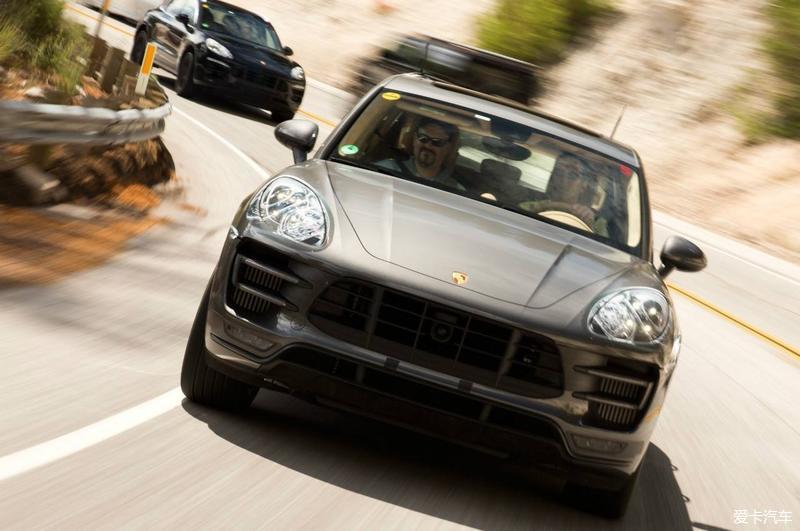 "macan"一词是源于印度尼西亚语译为"老虎",作为保时捷的中型suv