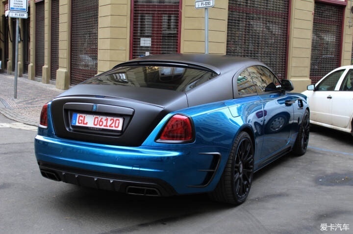 黑顶绅士罗尔斯罗伊斯个性双r劳斯莱斯