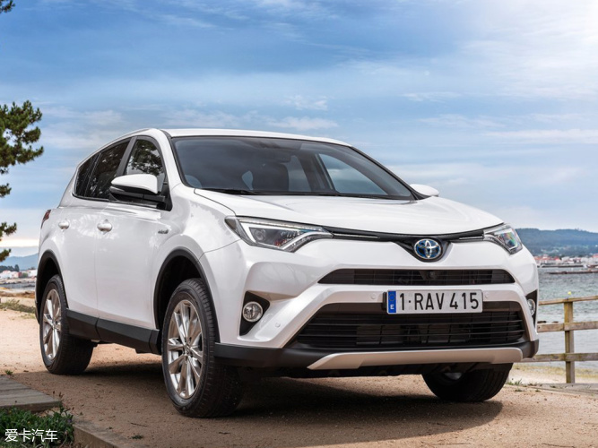 > 全球十大最省油suv,跑1公里才需要5毛油钱!