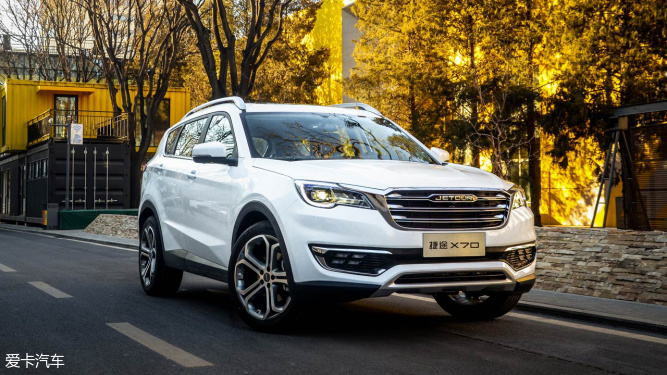 上汽发布首款7座suv非承载式车身加两把锁想剑指gs8
