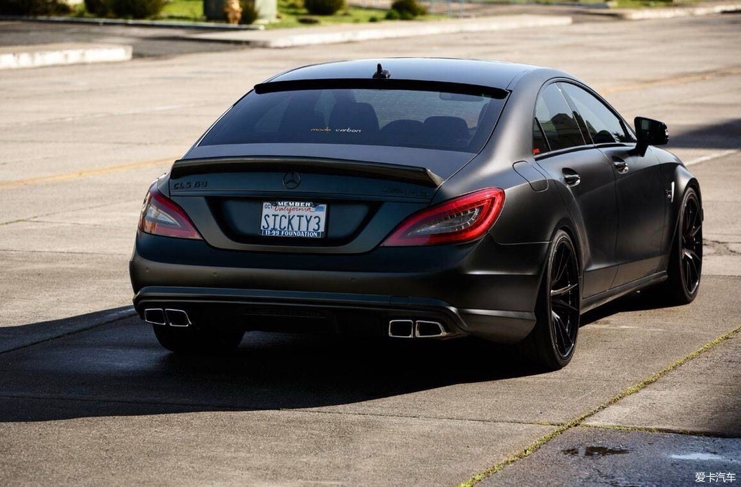 奔驰amg cls63,酷黑哑光,吸睛利器!