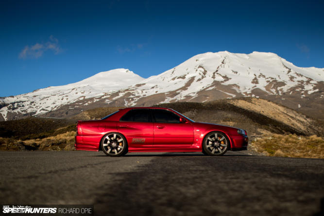 罕见的四门skylinegtter34