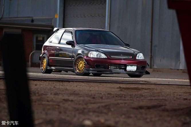 碳纤紫侠本田思域ek改装