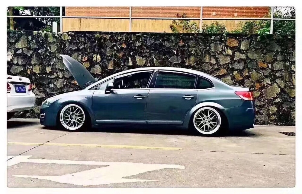 雪铁龙世嘉气动避震改装案例