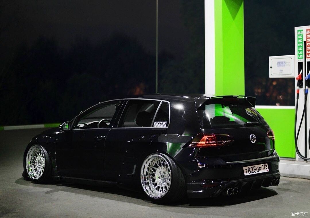 大众高尔夫宽体低趴酷感十足