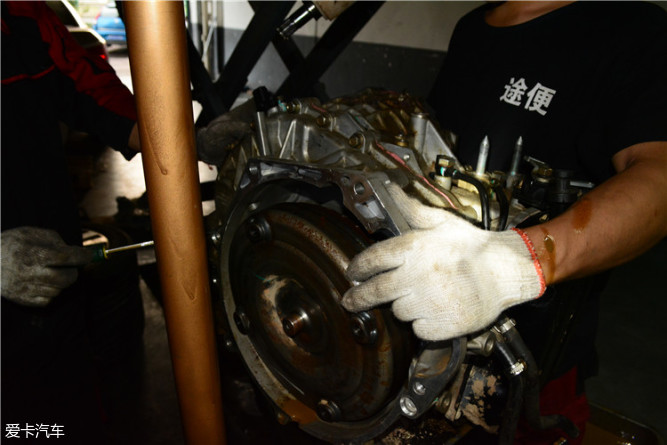 详情解说奇瑞瑞虎3变速箱进水引起的常见故障