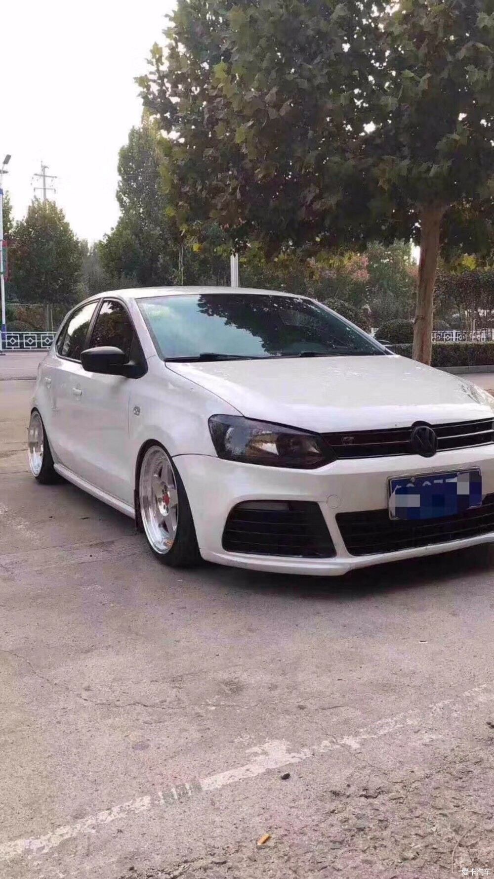 感谢兄弟分享大众polo改装airbft气动避震案例