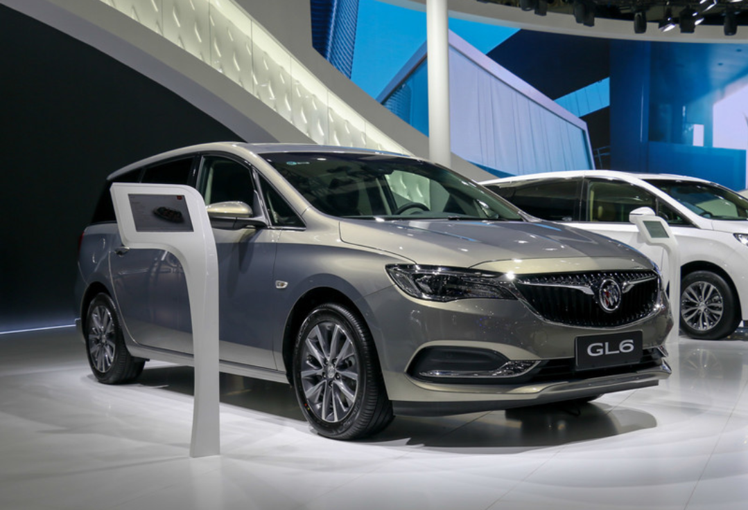想买车的别犹豫了售价不变满足国六2019款别克gl6上市