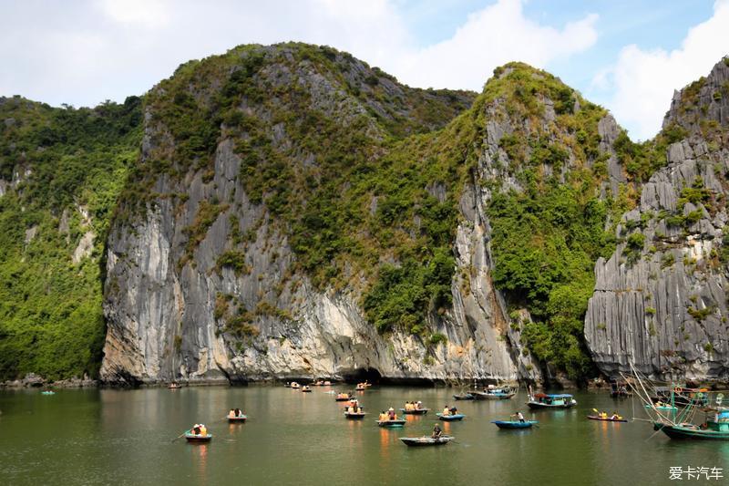 景点推荐##越南#下龙湾(ha long bay)是位于越南东北部,被广宁省狭