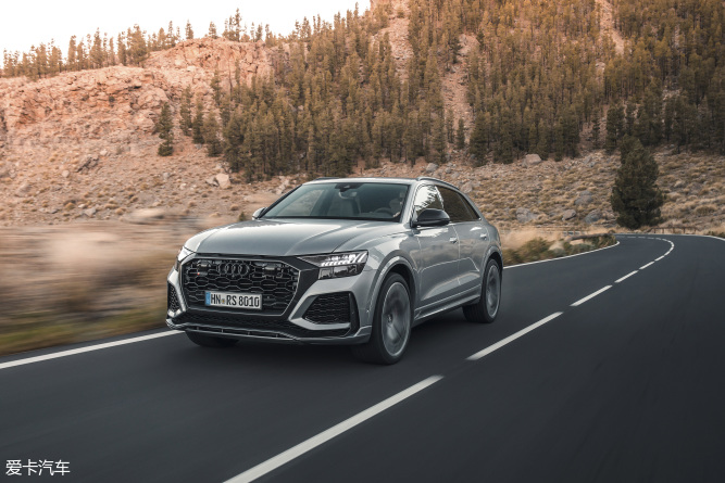 全球首次试驾 纽北最速suv奥迪rs q8 优雅的暴力美学